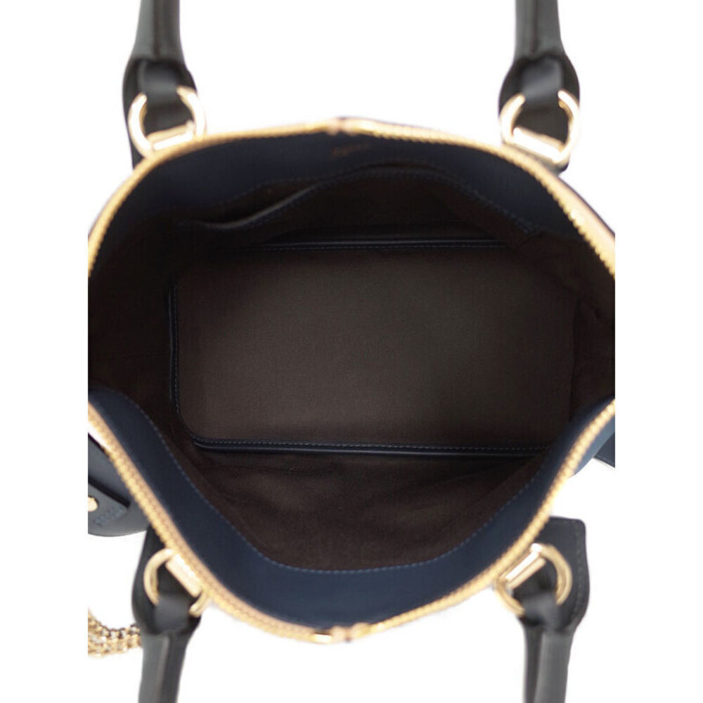 Chloe Bailey Handbag - Picture 3 of 9